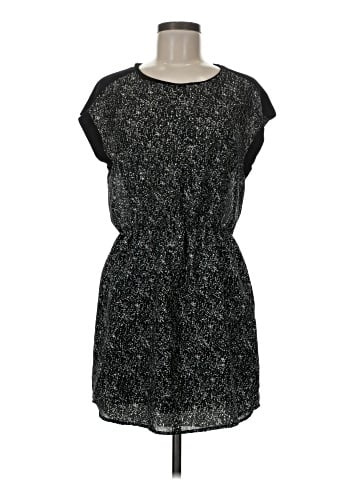 H&M Casual Dress (view 1)