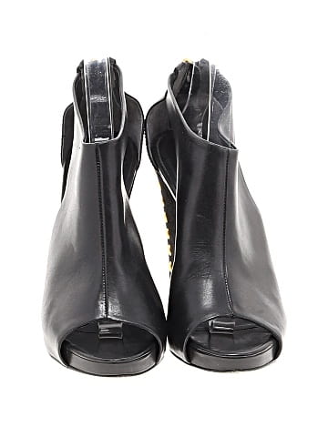 Pour La Victoire Wedges (view 2)