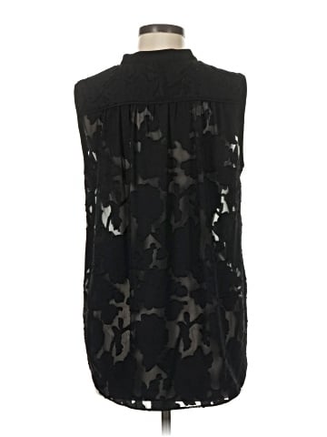 CAbi Sleeveless Button-Down Shirt (view 2)
