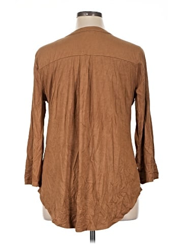 Signature Studio 3/4 Sleeve Blouse (view 2)