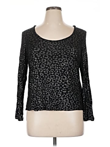 Jennifer Lopez Long Sleeve Top (view 1)