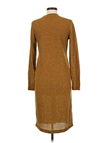 Peace & Pearls Casual Dress (view 2)