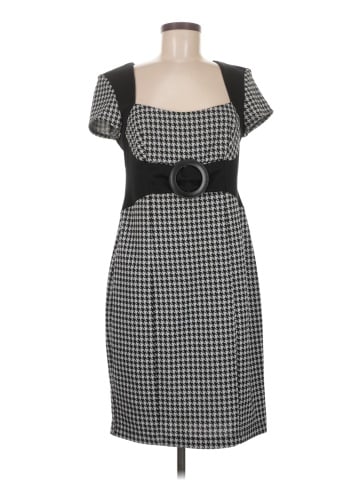 Signature by Robbie Bee Casual Dress (view 1)