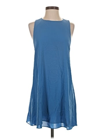 Alice + Olivia Casual Dress (view 1)
