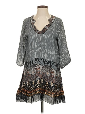 Tolani 3/4 Sleeve Blouse (view 1)