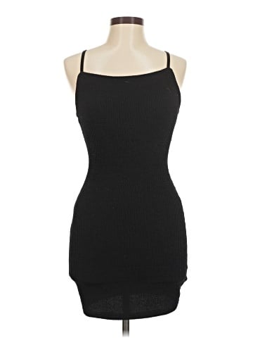 Urban Outfitters Casual Dress (view 1)