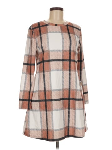 Ofeefan Casual Dress (view 1)