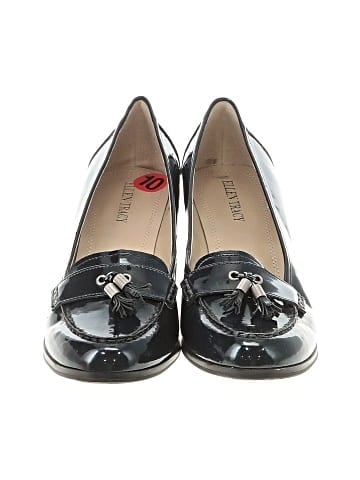 Ellen Tracy Flats (view 2)