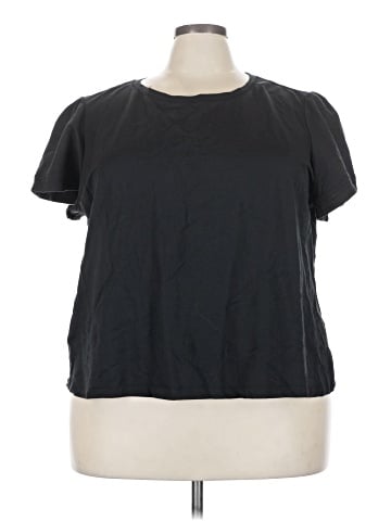 B Collection by Bobeau Short Sleeve T-Shirt (view 1)