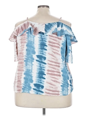 Rouge Short Sleeve Blouse (view 2)