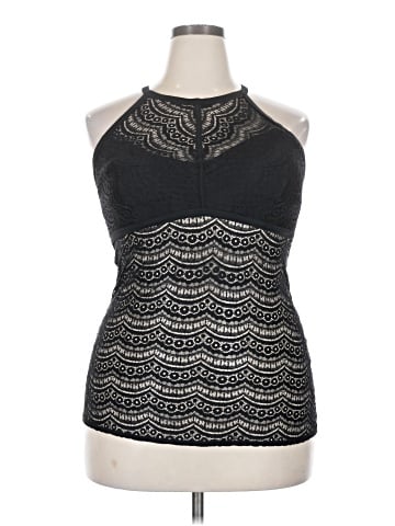 Smart & Sexy Sleeveless Blouse (view 1)