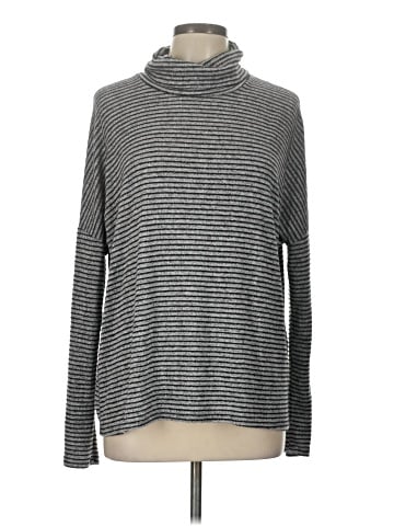 Soprano Long Sleeve Turtleneck (view 1)