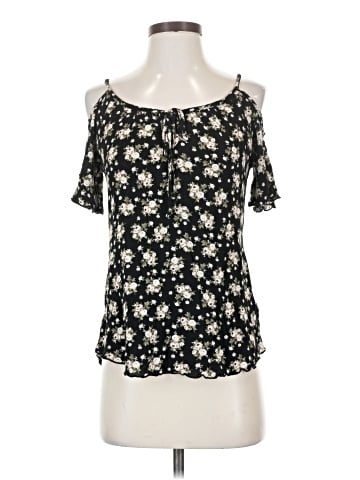 Free Kisses Short Sleeve Blouse (view 1)
