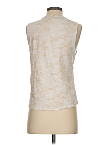 Vuori Sleeveless T-Shirt (view 2)