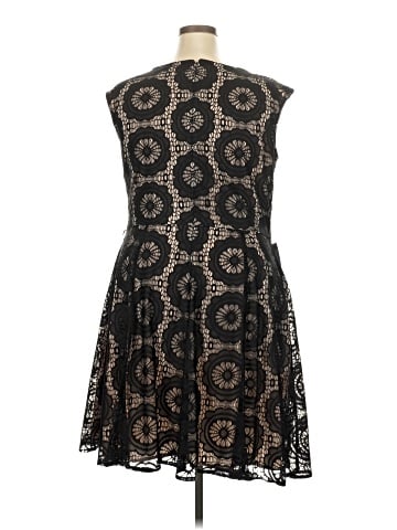 London Times Cocktail Dress (view 2)