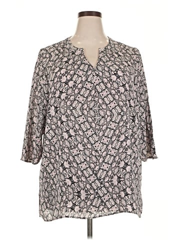 Violet & Claire 3/4 Sleeve Blouse (view 1)