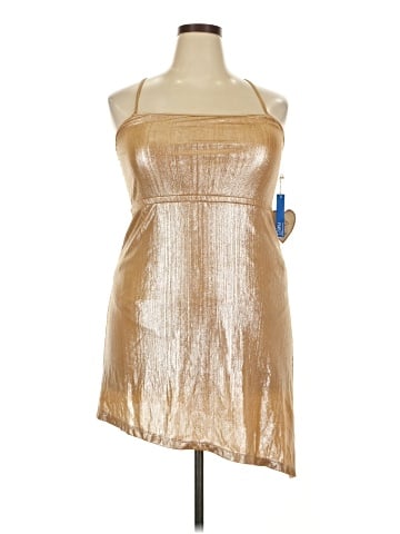 Wild Blue X Sadie Robertson Cocktail Dress (view 1)