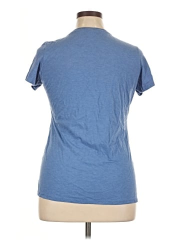 District. Active T-Shirt (view 2)