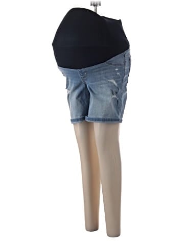 1822 Denim Denim Shorts (view 1)