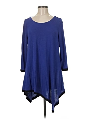 Chelsea & Theodore Casual Dress (view 1)