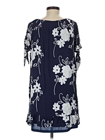 Liv Los Angeles Casual Dress (view 2)