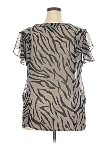 Bay Studio Short Sleeve Blouse (view 2)