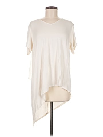 Lisa Rinna Short Sleeve T-Shirt (view 1)
