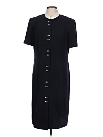 Danny & Nicole Casual Dress (view 1)