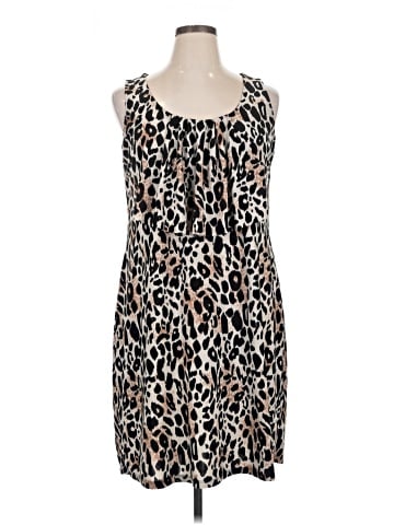 Isabella Rodriguez Casual Dress (view 1)