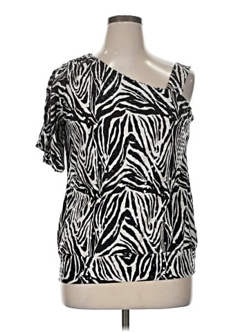 Fashion Bug Short Sleeve T-Shirt (view 1)