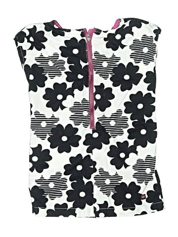 Tea Sleeveless Blouse (view 2)