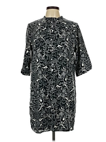 Old Navy Casual Dress (view 1)