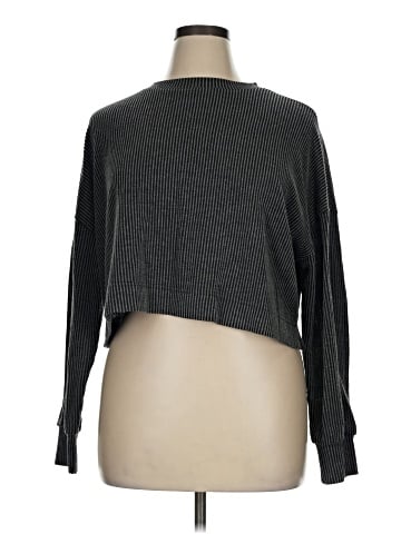 Discreet Pullover Sweater (view 1)