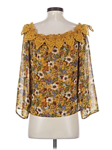 Essue 3/4 Sleeve Blouse (view 2)