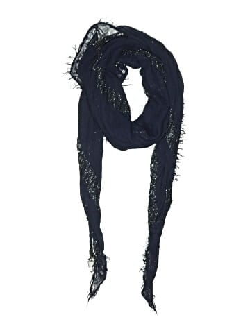 Jennifer Lopez Scarf (view 1)