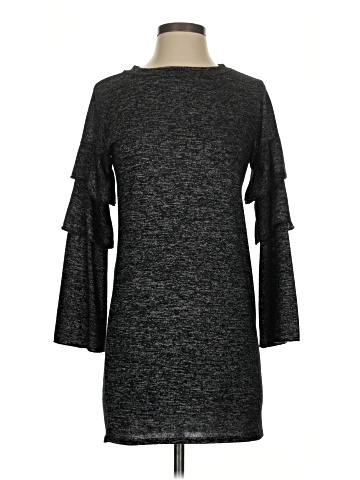 Thyme and Honey 3/4 Sleeve Top (view 1)