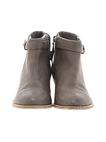 Harper Canyon Ankle Boots (view 2)