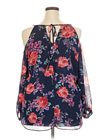 Lily Star 3/4 Sleeve Blouse (view 2)