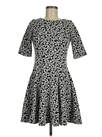 Danny And Nicole Casual Dress (view 1)