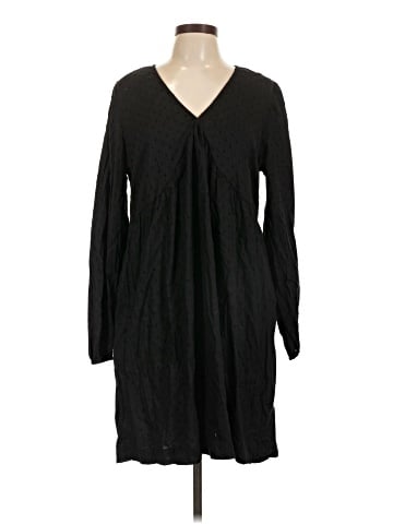 Old Navy Casual Dress (view 1)