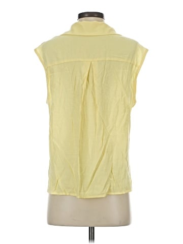 Unbranded Sleeveless Button-Down Shirt (view 2)