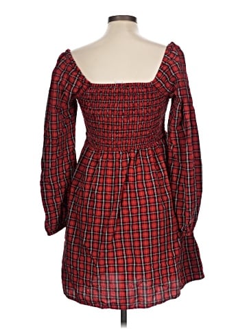 Old Navy Casual Dress (view 2)