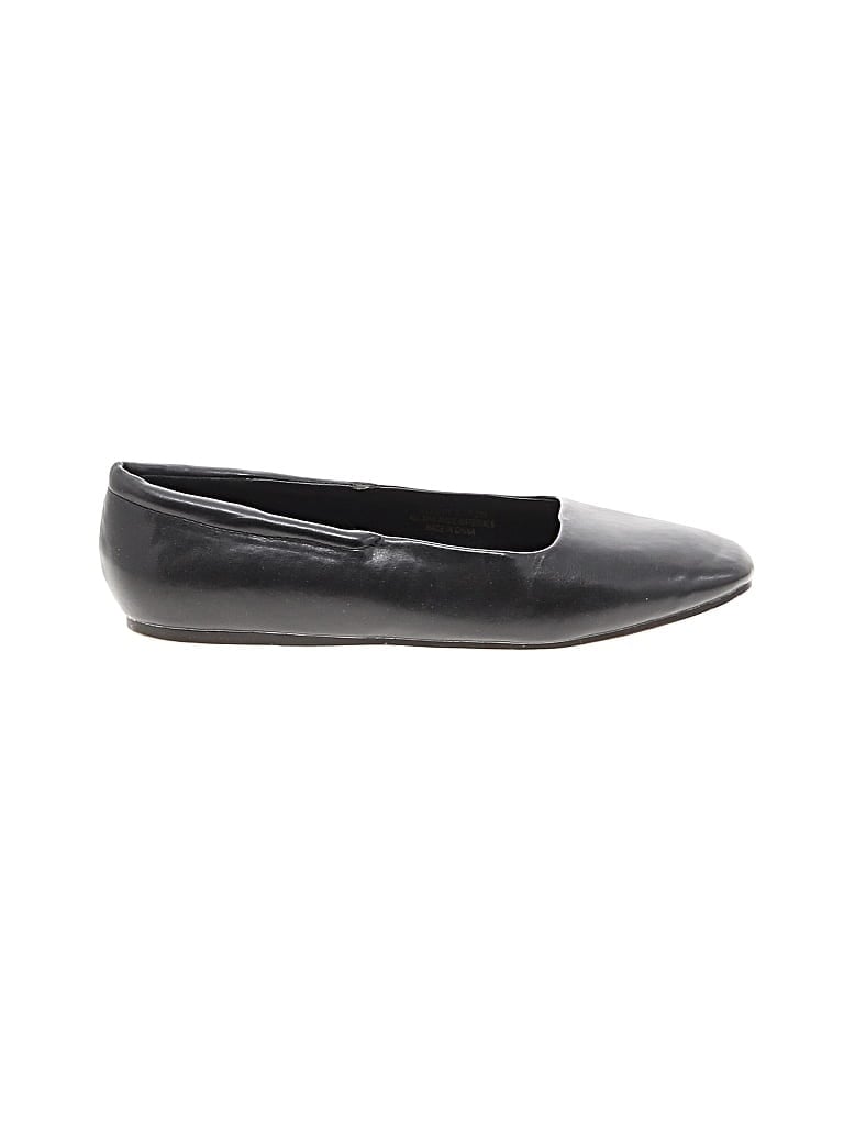 Pre-owned Tahari Flats In Black