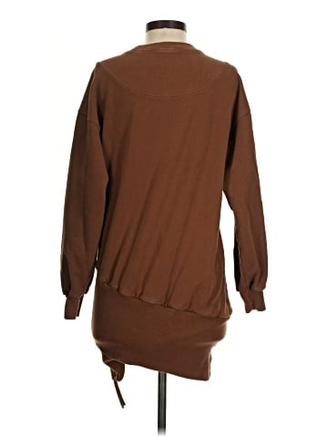 retrofête Pullover Sweater (view 2)