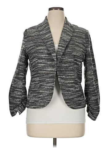 Amanda + Chelsea Blazer (view 1)