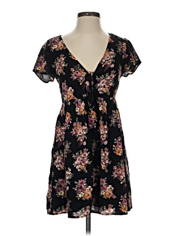 Forever 21 Casual Dress (view 1)