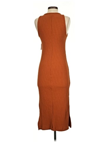 Old Navy Casual Dress (view 2)