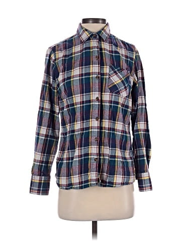 Field & Stream Long Sleeve Button-Down Shirt (view 1)