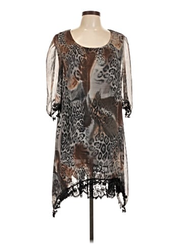 Pretty Angel 3/4 Sleeve Top (view 1)