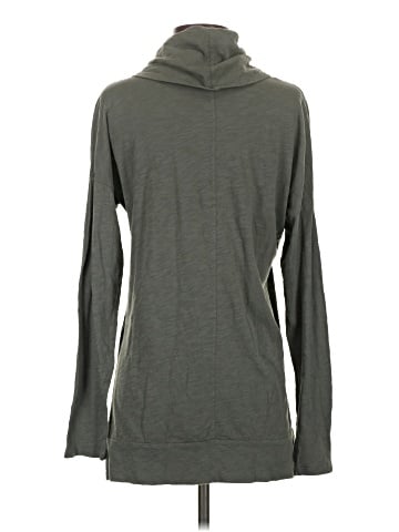 Bobi Turtleneck Sweater (view 2)